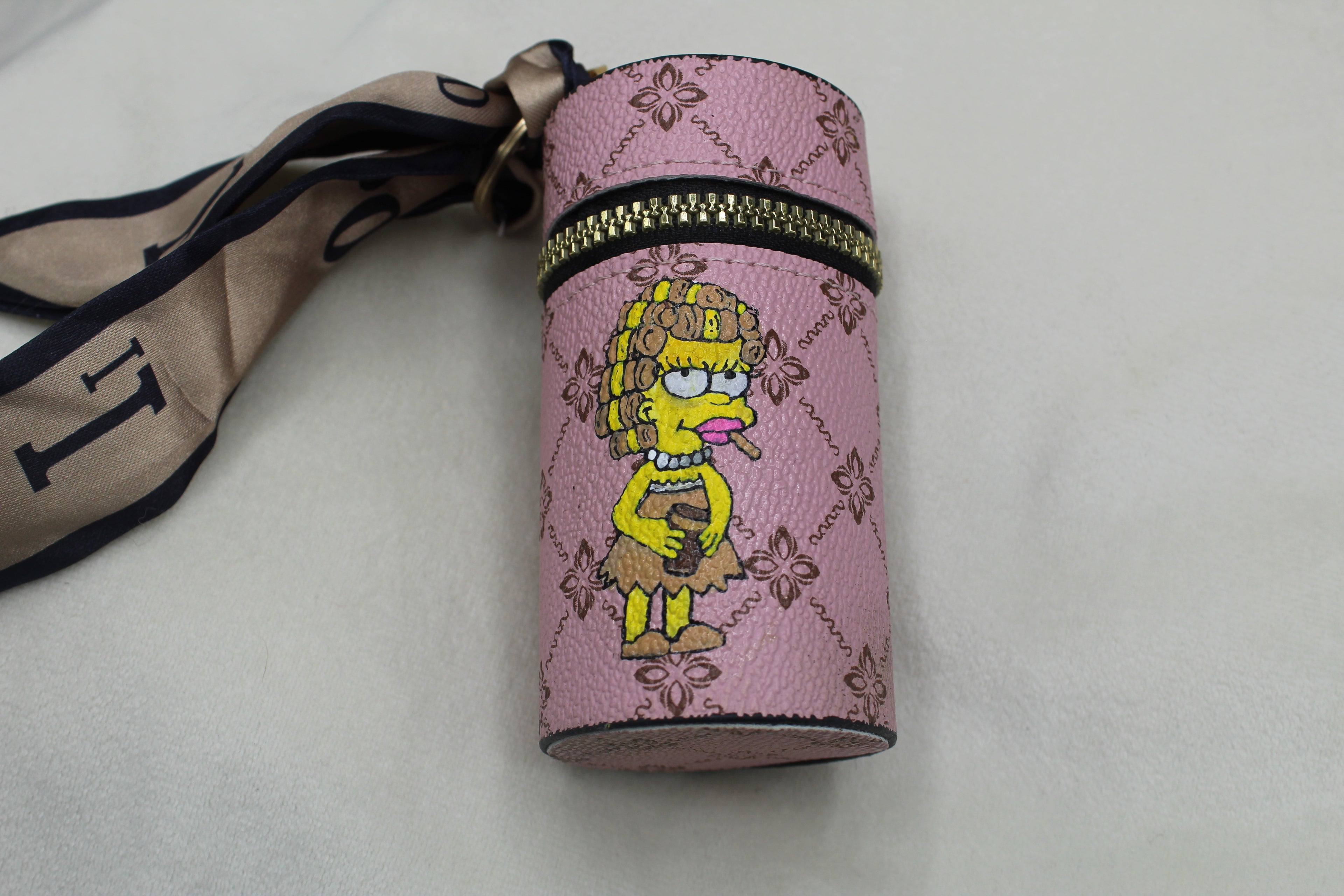 zylindrisches Portmonee (bemalt)