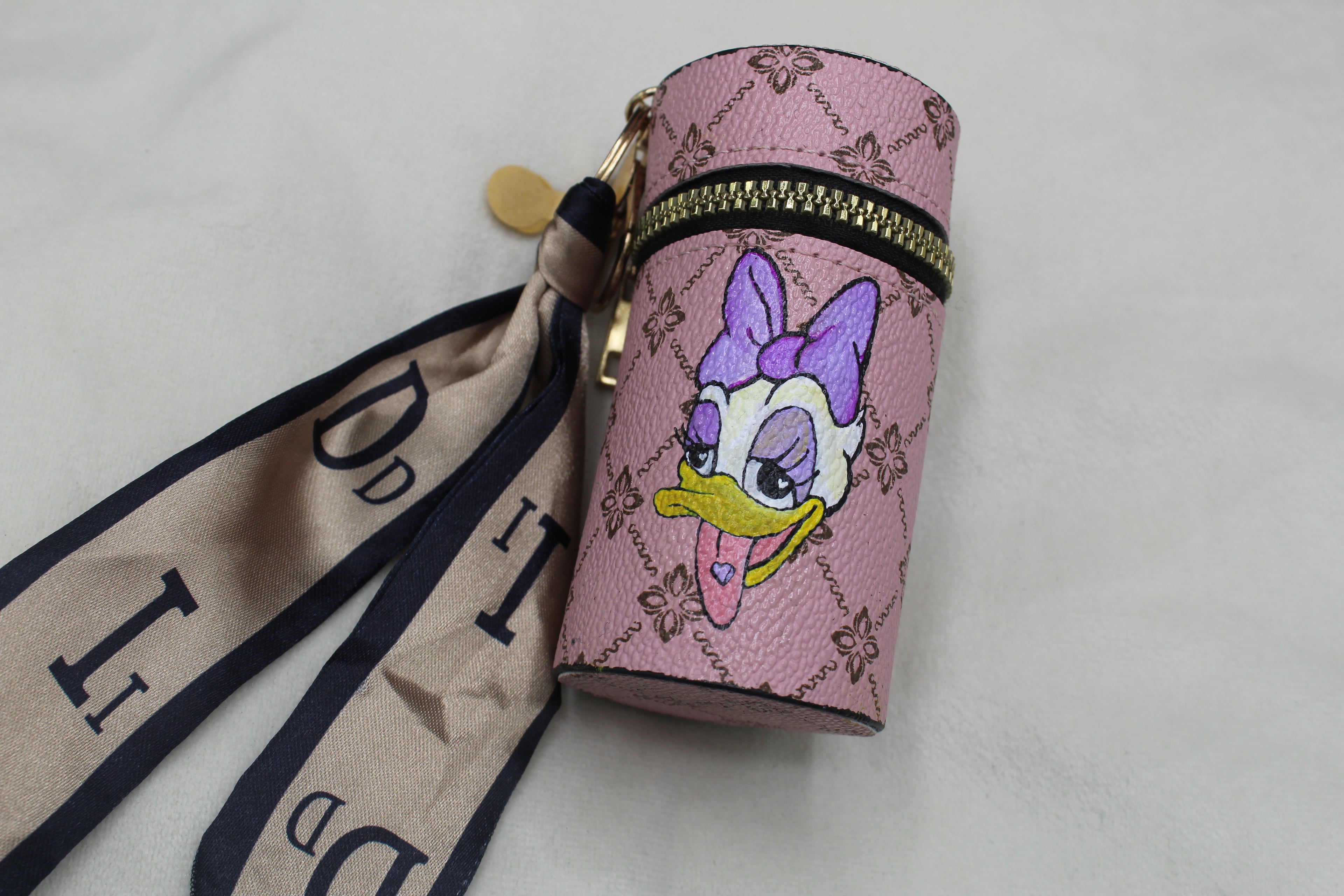 zylindrisches Portmonee (bemalt)